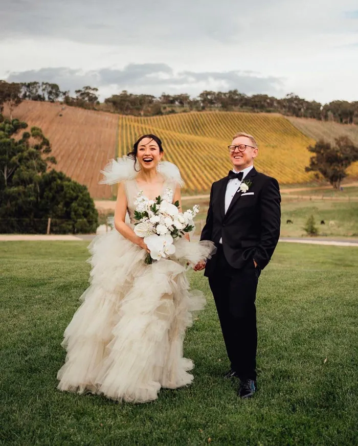 how much does a wedding cost